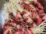 Bò cuộn nấm kim châm NCKD