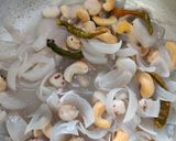 A picture of step 2 of CREAMY SCRAMBLED PANEER with GOBHI...