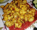 صورة لخطوة 2 من وصفة بطاطا محمرة في الفرن🥔🍟