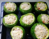 Foto del paso 5 de la receta: Zapallitos rellenos con lo que hay en casa