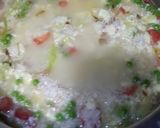 A picture of step 4 of Vegetable egg rice.