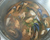 Foto del paso 8 de la receta: Mejillones a la marinera