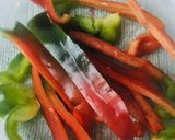 Foto del paso 2 de la receta: VERDURAS EN ESCABECHE 🫑🧅🍆🥕🥬🧅🫑🍆🥕