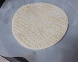Foto del paso 4 de la receta: Pizza con calabacín, pimiento morrón y jamón serrano