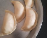 A picture of step 5 of Coconut karanji (gujiya).