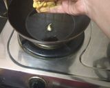 A picture of step 2 of Piaji / pyaji (odia snack).