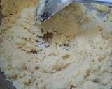 A picture of step 2 of Chocolate Sooji Halwa.