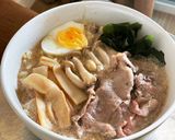 A picture of step 4 of Tonkotsu ramen.
