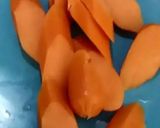 A picture of step 1 of Mixed Glass Noodle Salad (Yum Woon Sen Ruam Mit).
