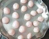 மீதமான சாதத்தில் சுவையான பிங்க் ரசகுல்லா(#leftover ricerasagula) ரெசிபி ஸ்டேப் 5 புகைப்படம்