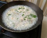 Foto langkah ke 2 dari resep MPASI 6M+ 4 Bintang - Bubur Ayam Jamur.