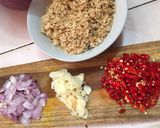 Foto langkah ke 1 dari resep Rebon kering praktis & enak.