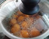 A picture of step 3 of Salepur rasgulla.
