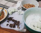 Foto langkah ke 2 dari resep Wedang Ronde Kurma & Kacang.
