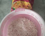 A picture of step 1 of Indori Poha.