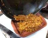 Foto del paso 3 de la receta: Canelón de lechuga con picado de ternera, champiñones y salsa de pimientos