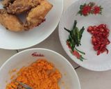 Foto langkah ke 2 dari resep Fried Chicken 🍗Salted Egg Sauce🍳.