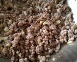 Foto del paso 3 de la receta: Garbanzos con carne y ajos