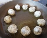Foto del paso 4 de la receta: Albóndigas de berenjenas 🍆con fritada