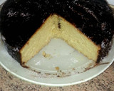 Foto del paso 7 de la receta: Bizcocho de chocolate blanco con cobertura de chocolate negro