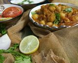 छोला और भटूरा पूरी (Chola aur bhatura puri recipe in hindi) रेसिपी चरण 8 फोटो