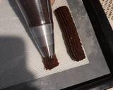 A picture of step 5 of Baked Chocolate Churros.