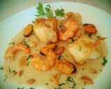 Foto del paso 13 de la receta Rape en salsa de frutos secos