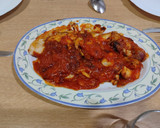 Foto del paso 4 de la receta: Merluza con tomate y ajos