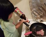 รูปขั้นตอนการทำที่ 4 ของ ผัดกระเพราหมูสับสูตรน้องนาโน#ฝีมือลูก