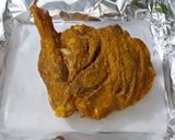 A picture of step 3 of Raan Steam Roast/ Mutton Leg Roast.