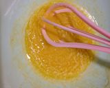 Foto del paso 2 de la receta: Galletas de naranja con confites