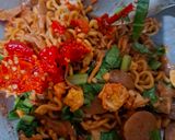 Foto langkah ke 4 dari resep Bakmi Goreng Dok Dok Merah Khas Surabaya.