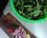 Foto langkah ke 2 dari resep Tumis kangkung.