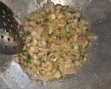 A picture of step 12 of Murgh Musallam.
