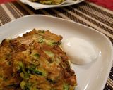 Zabpelyhes-cukkini tócsni recept fázis 4 fotója