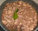 Foto langkah ke 3 dari resep Tumis daging kambing lada hitam.