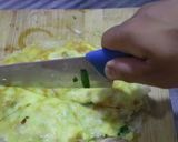 Foto langkah ke 8 dari resep Martabak Telor Sosis Enak dan Sederhana.