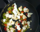 Foto del paso 5 de la receta: Fajita de pollo con verduras