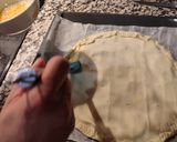 Foto del paso 5 de la receta: Empanada de hojaldre de queso con jamón York 😋😋