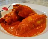 Foto del paso 9 de la receta: Rollitos de pollo y jamón en salsa de pimientos del piquillo