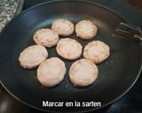 Foto del paso 3 de la receta Empanadillas de hamburguesas mini de pollo