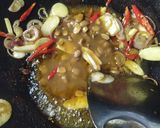 Foto langkah ke 3 dari resep Ikan Tenggiri Masak Kecap Tauco.