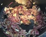 Une image de l'étape 6 de Timbale de pennes aux saucisses blanches,champignons,stilton et gorgonzola.