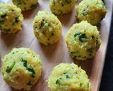 मुंबई स्पेशल बटाटे वडा (vada pav recipe in marathi) रेसिपी स्टेप 4 फोटो 