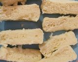 A picture of step 2 of Cheese Garlic Butter Pav.