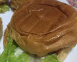 A picture of step 6 of Chicken Burger.
