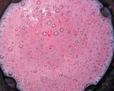 A picture of step 2 of Simple strawberry shake.