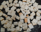 Foto langkah ke 1 dari resep Caramel Croutons.