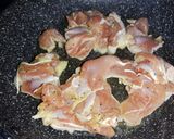 Foto del paso 4 de la receta: Muslo de pollo deshuesado con vegetales