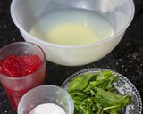 صورة لخطوة 2 من وصفة موهيتو الفراولة 🍓و الليمون🍋